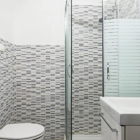 Luxury 4 Bedrooms Close To Duomo Milan
