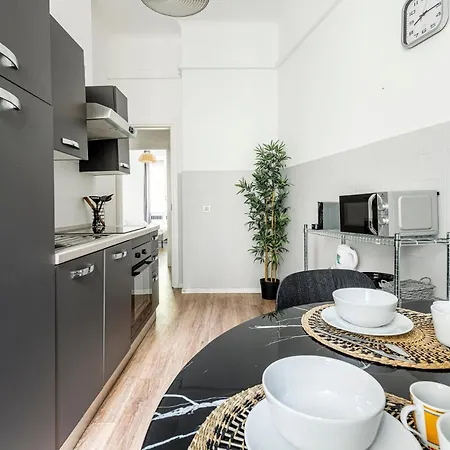 Lägenhet Luxury 4 Bedrooms Close To Duomo Milano