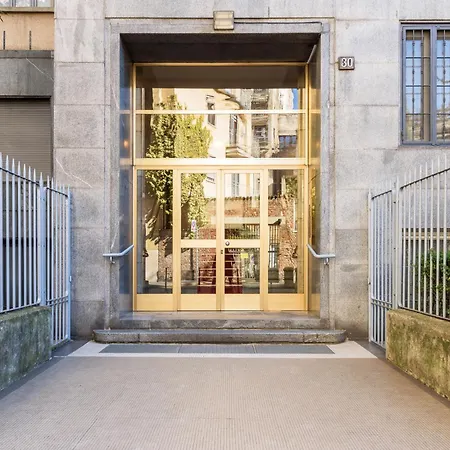 Luxury 4 Bedrooms Close To Duomo Lägenhet Milano