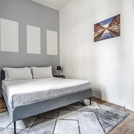 Luxury 4 Bedrooms Close To Duomo Lägenhet *
